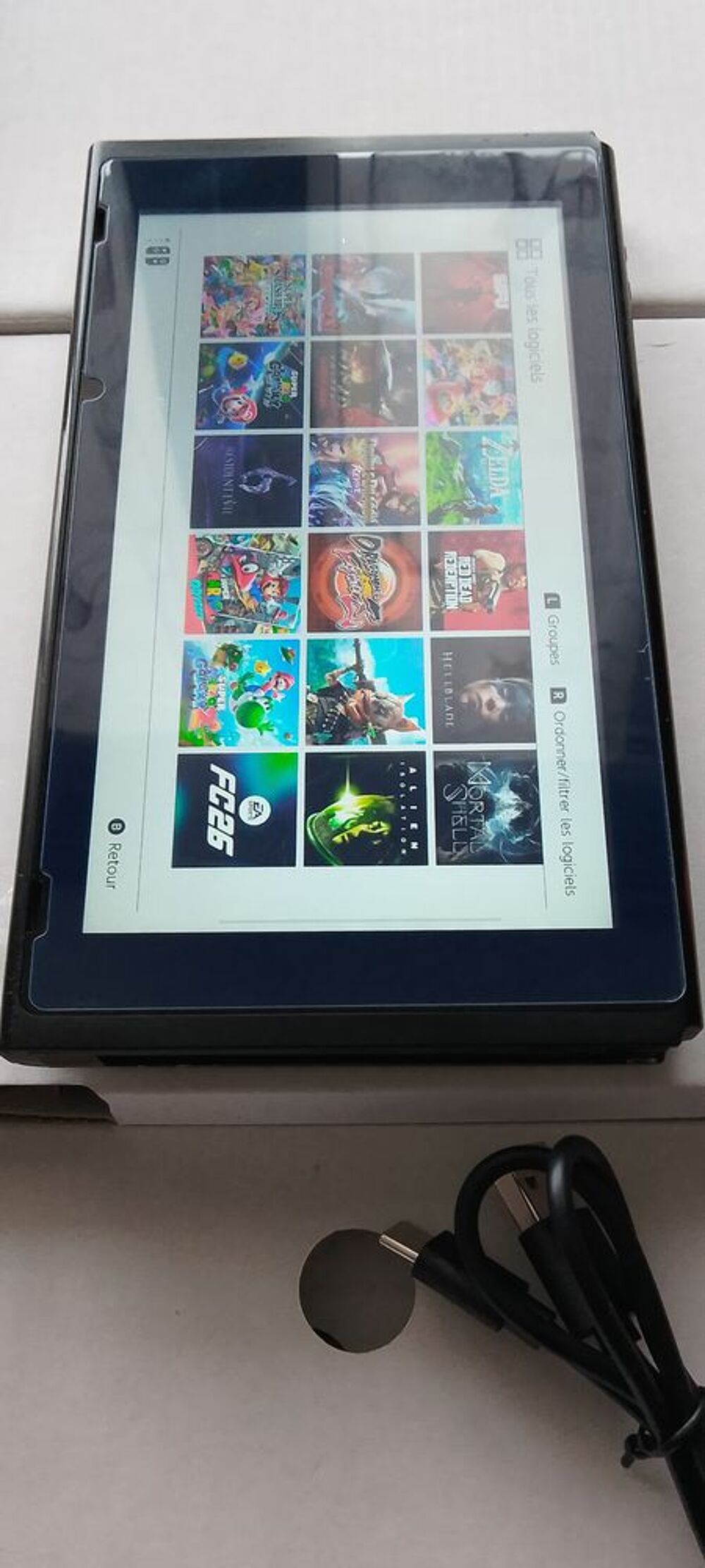 Nintendo switch v1 picofly 256 gb avec 18 jeux Consoles et jeux vidéos
