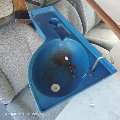 Pi&egrave;ces et &eacute;quipements Caravaning Pi&egrave;ces et &eacute;quipements Caravaning  occasion Plo&euml;rmel 56800