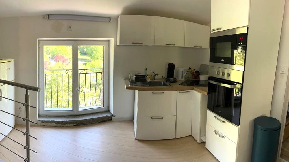 Vente Appartement Centre du village, appartement T3 de 77 m2, rénové, dernier étage, vue Verdon Castellane