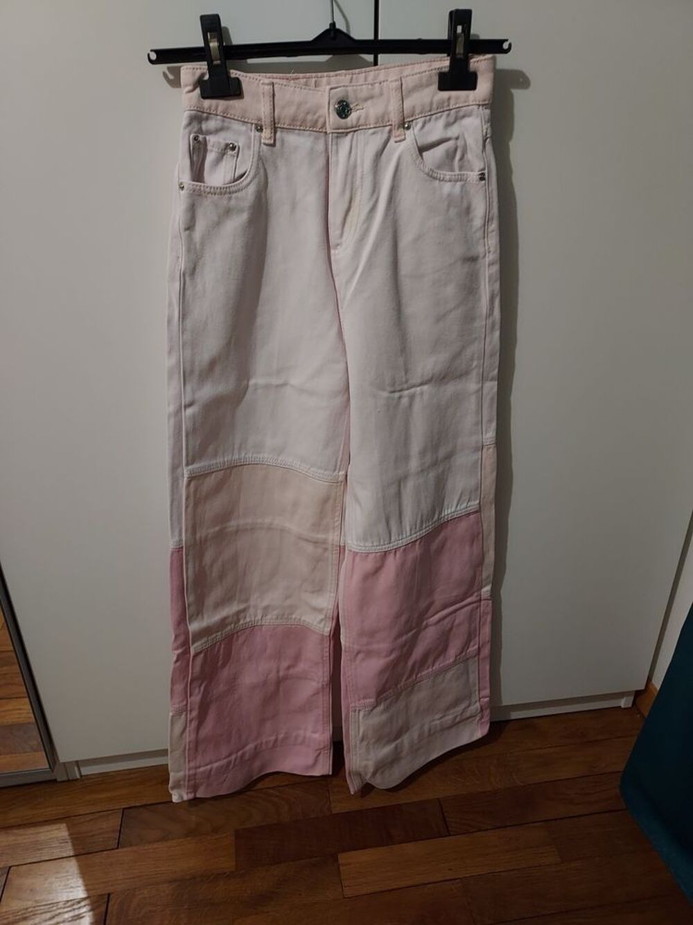 Jeans d&eacute;pareill&eacute; rose Vêtements