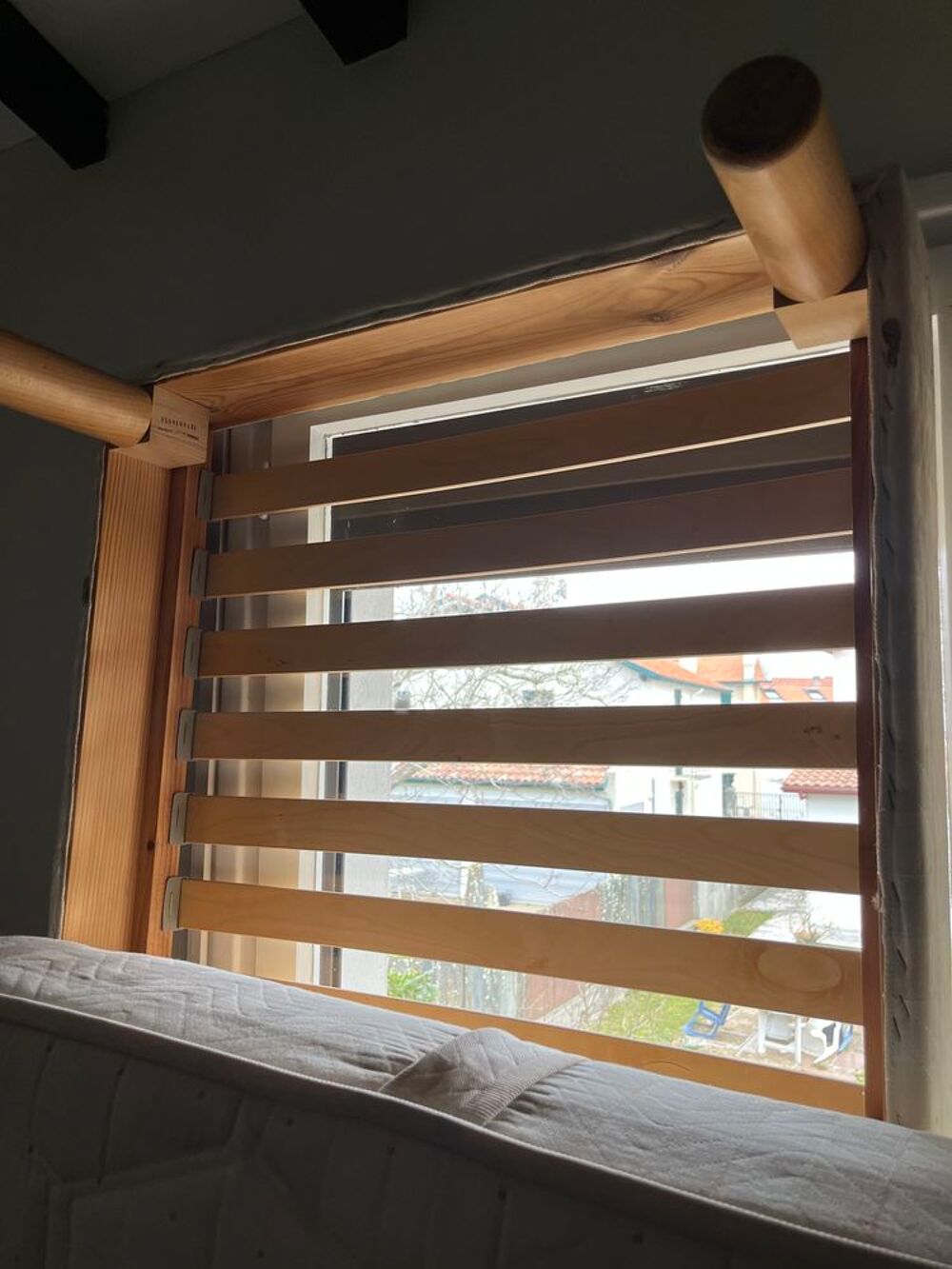 2 sommiers &agrave; latte, matelas et surmatelas BULTEX Meubles