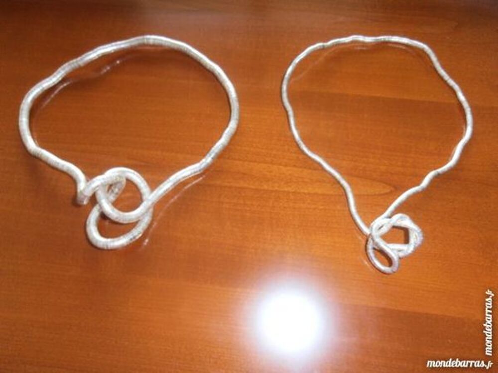 Collier + bracelet flexibles (28b) Bijoux et montres