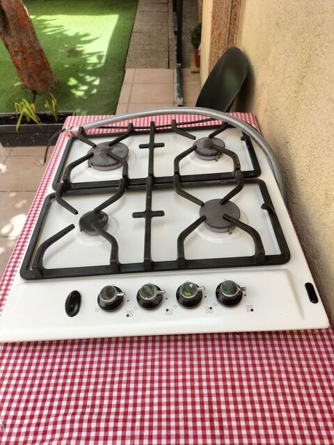 PLAQUE CUISSON ENCASTRABLE + DIVERS 120 B�gles (33)