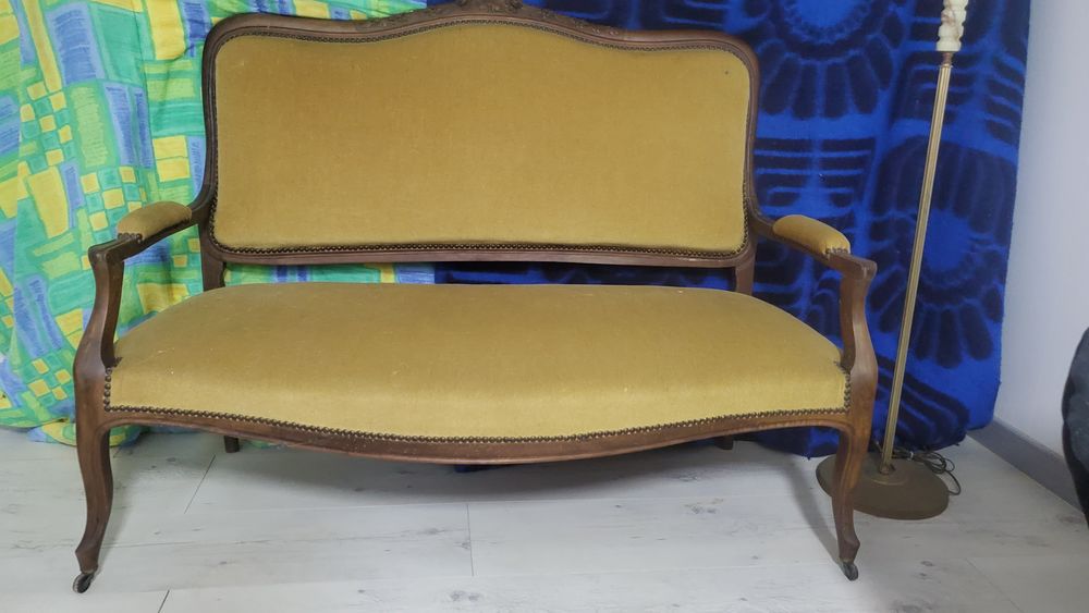 Canap&eacute; 2 fauteuils et 2 chaises Meubles