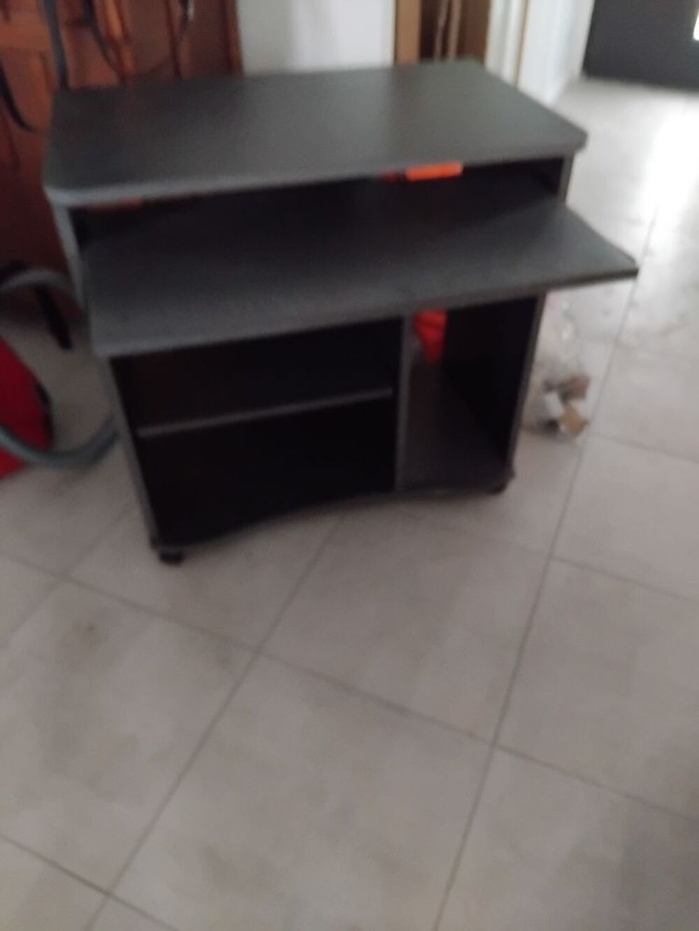 bureau informatique m&eacute;lamin&eacute; gris Meubles