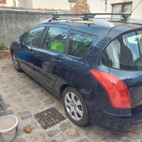 Peugeot 308 SW 1.6 HDi 112ch FAP BVM6 Premium 2011 occasion Ch&acirc;tillon 92320
