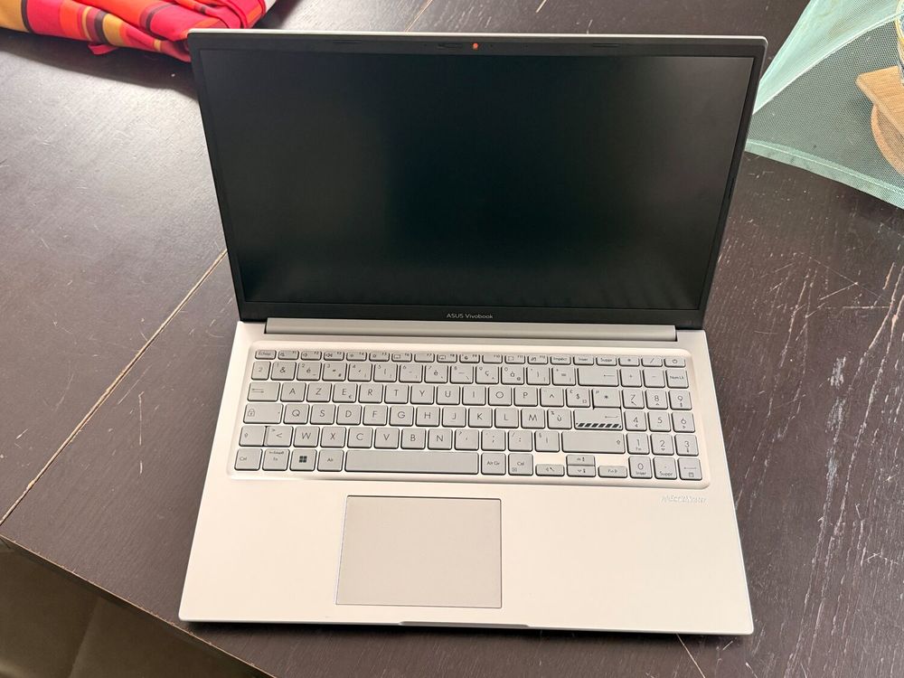 PC Portable ASUS Vivobook 15 S1504ZA-NJ191W ? Ultra-l&eacute;ger Matériel informatique