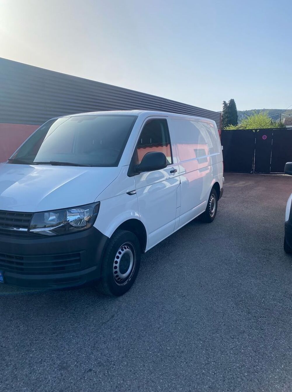 Transporter TRANSPORTER FGN TOLE L1H1 2.0 TDI 150 2017 occasion 13180 Gignac-la-Nerthe