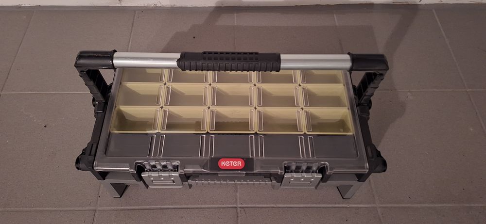 Bo&icirc;te pour visserie et petites pi&egrave;ces Bricolage