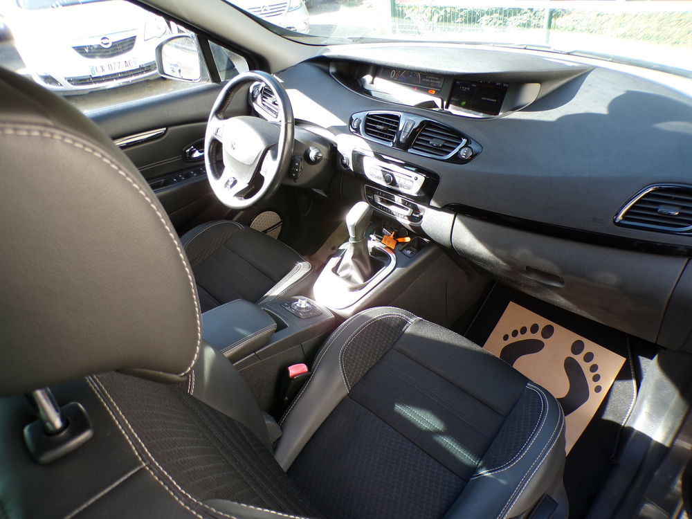 Sc&eacute;nic III Scenic dCi 110 Zen EDC 2015 occasion 42300 Roanne