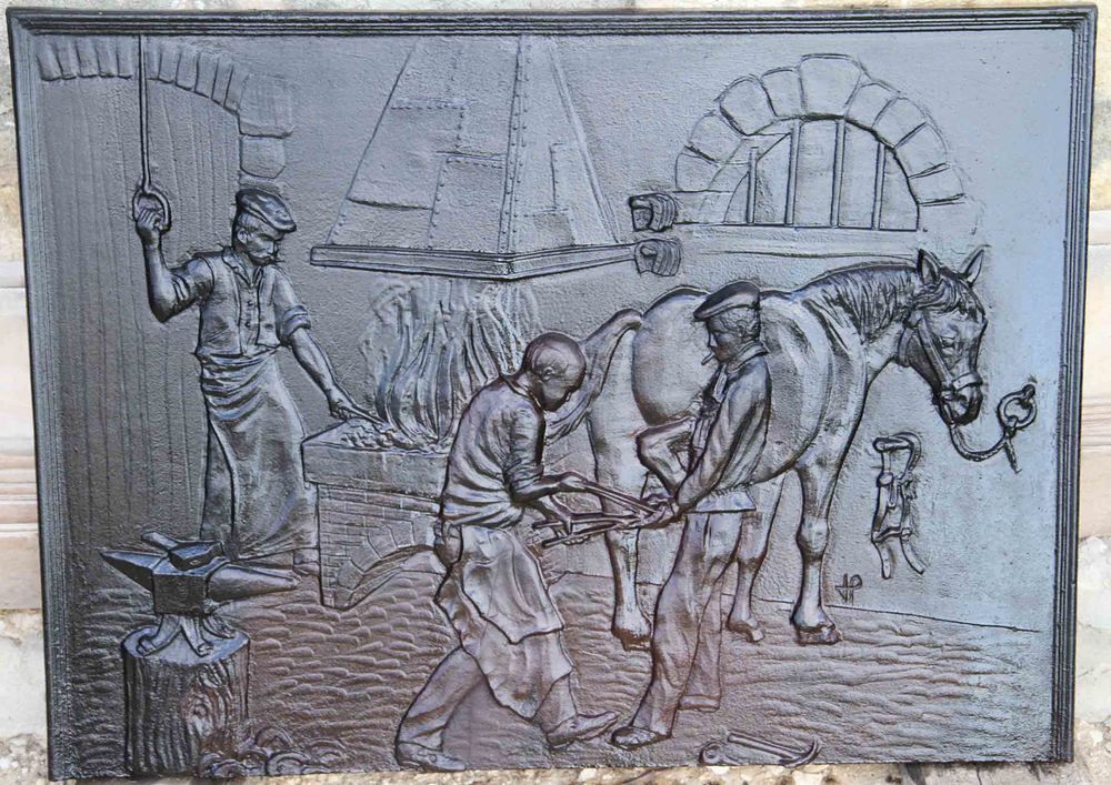 PLAQUE DE CHEMINEE EN FONTE Bricolage