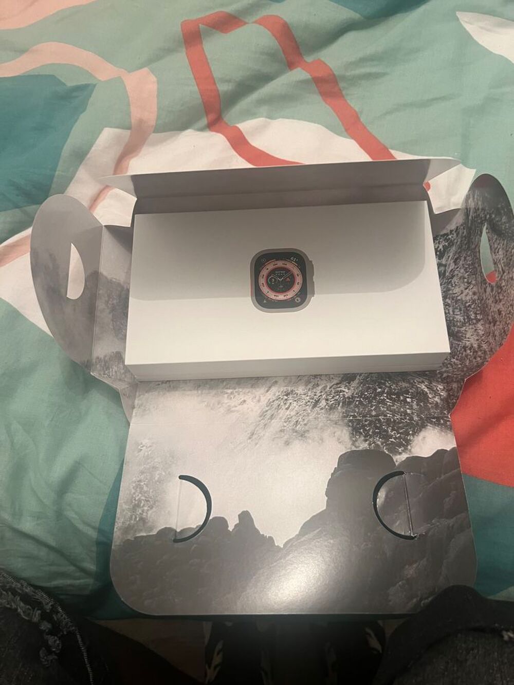 Apple Watch ultra 2 Téléphones et tablettes
