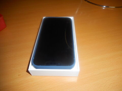 Iphone 14 128gobleu 850 Bazancourt (51)