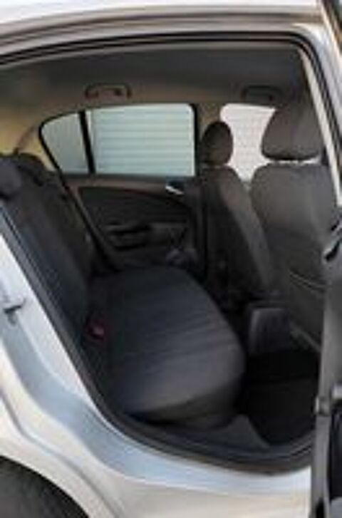 Corsa 1.2 - 85 ch Twinport Edition 2010 occasion 17000 La Rochelle