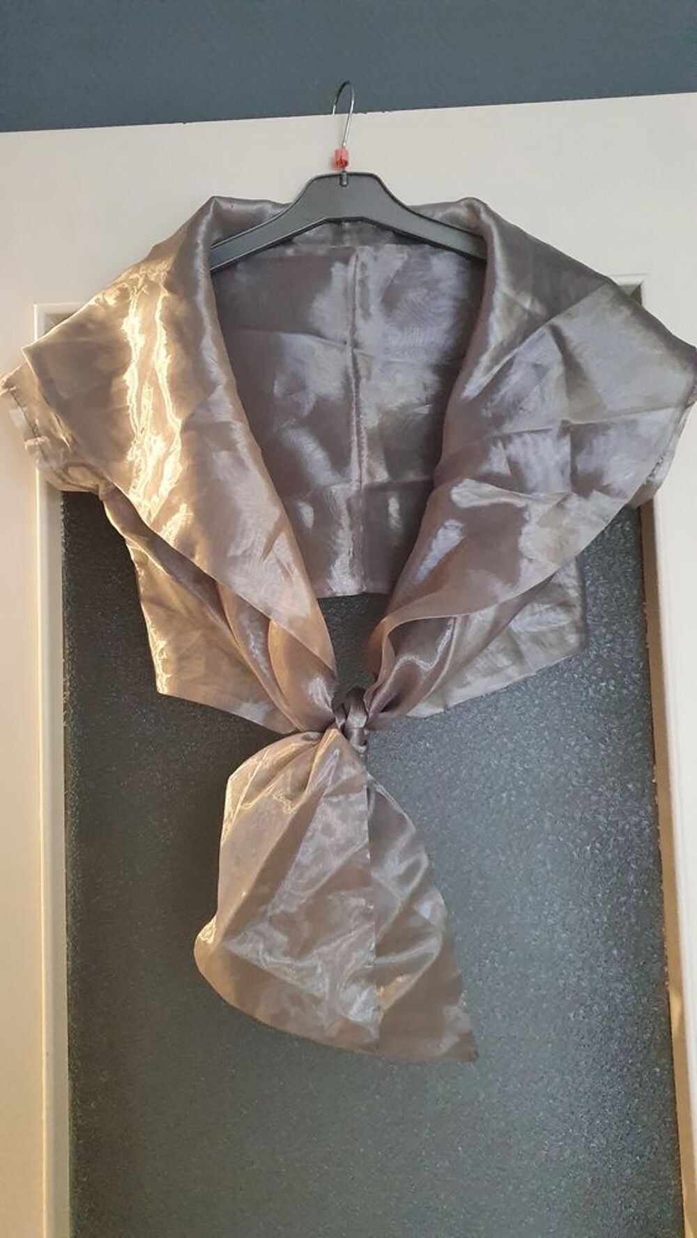 Robe de mari&eacute;e Vêtements