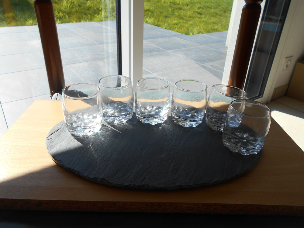 Six verrines amuse-bouche sur plateau ardoise neuves Cuisine