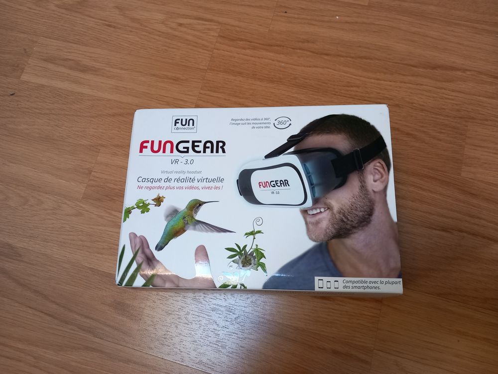 Casque de r&eacute;alit&eacute; virtuelle Fun Gear VR 3.0 Téléphones et tablettes