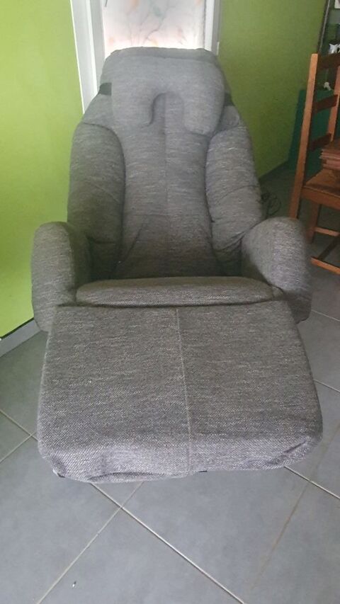 Fauteuil de pousse innov SA électrique ( appareil médical ) 100 Figeac (46)