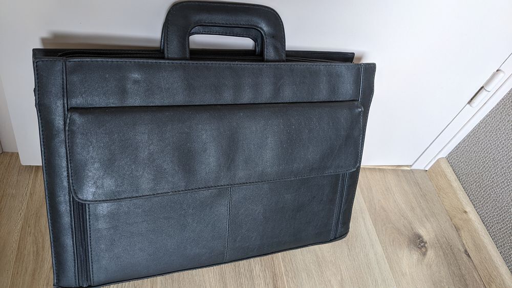 Ordinateur portable TOSHIBA 15.6 pouces Matériel informatique