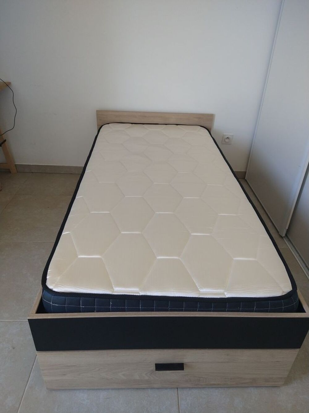 Lit simple 90*190 avec matelas Mobilier enfants