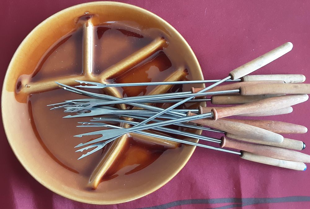 pour fondues Bourguignone &amp; Savoyarde : ensemble de 12 ass Cuisine