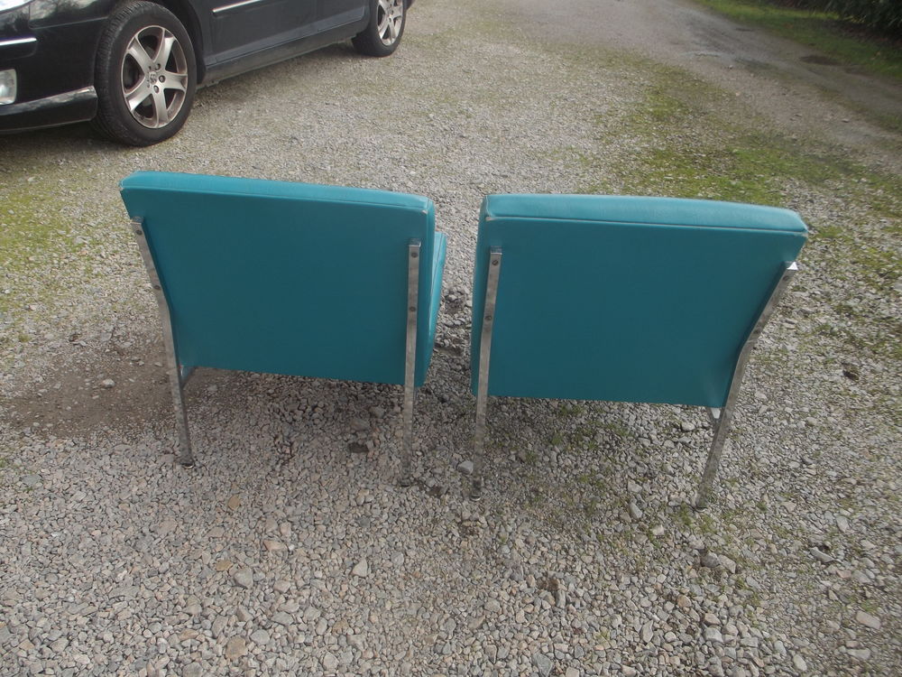 2 fauteuils chauffeuses vintage style (guariche) bleu Meubles
