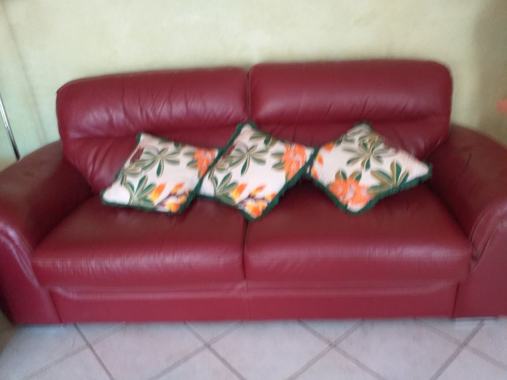 Magnifique Canap&eacute; + fauteuil 
Meubles