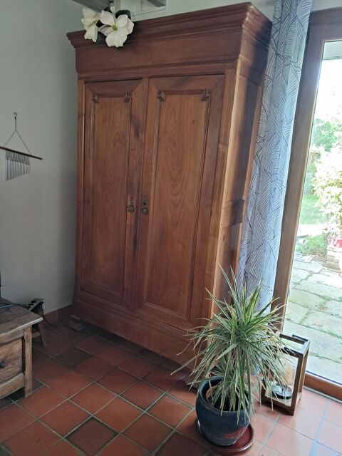 Armoire ancienne en fruitier  35 Bouguenais (44)