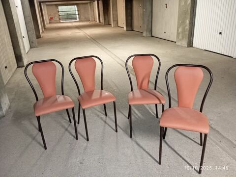 Chaise de café 20 Mont-Saint-Aignan (76)