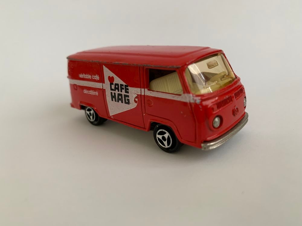 Majorette ref 244 - Combi VW Caf&eacute; Hag - Echelle 1/60 ancien 
