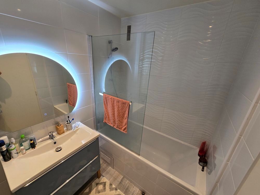 Vente Appartement T2 entièrement rénové, vendu meublé , balcon, cave Provins
