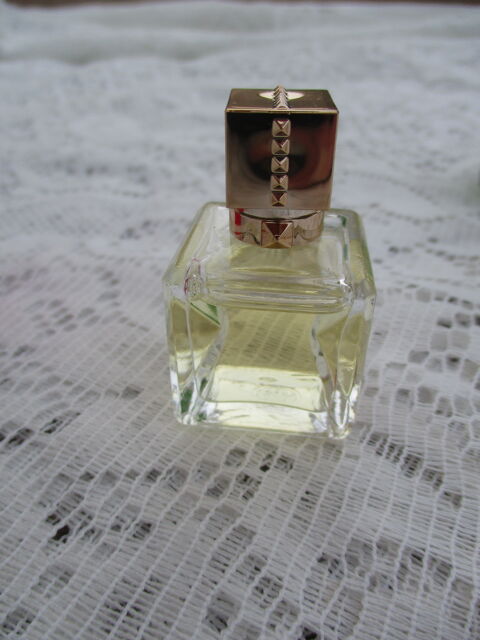 Miniature Eau de Parfum  Voce Viva  - Neuve 23 La Fert-Alais (91)
