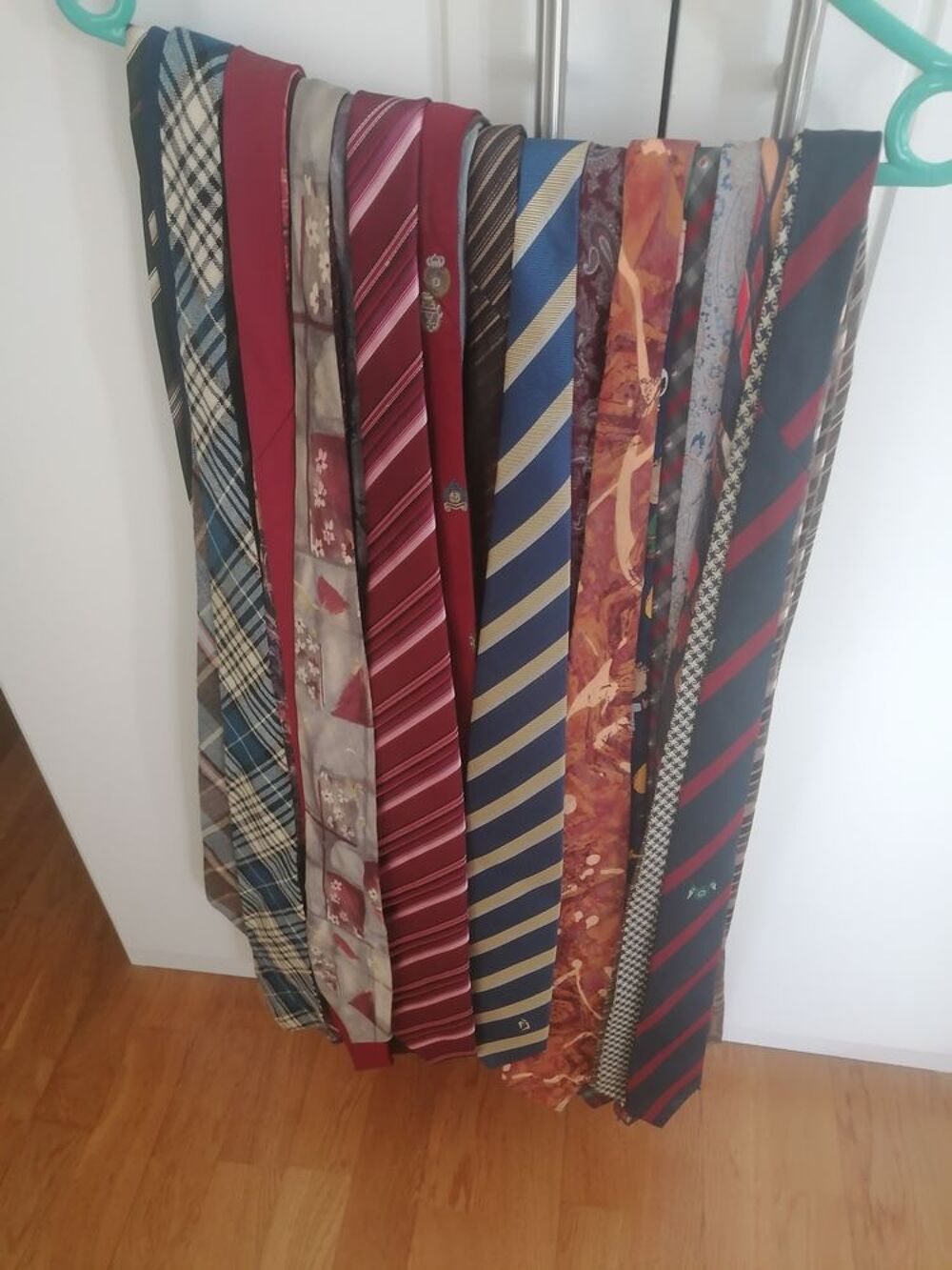 Cravates. Vêtements