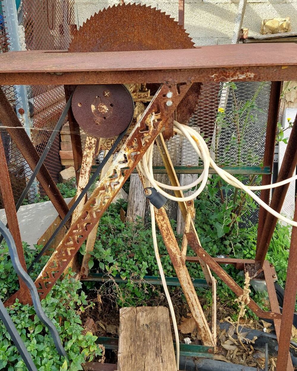 Scie a bois Bricolage