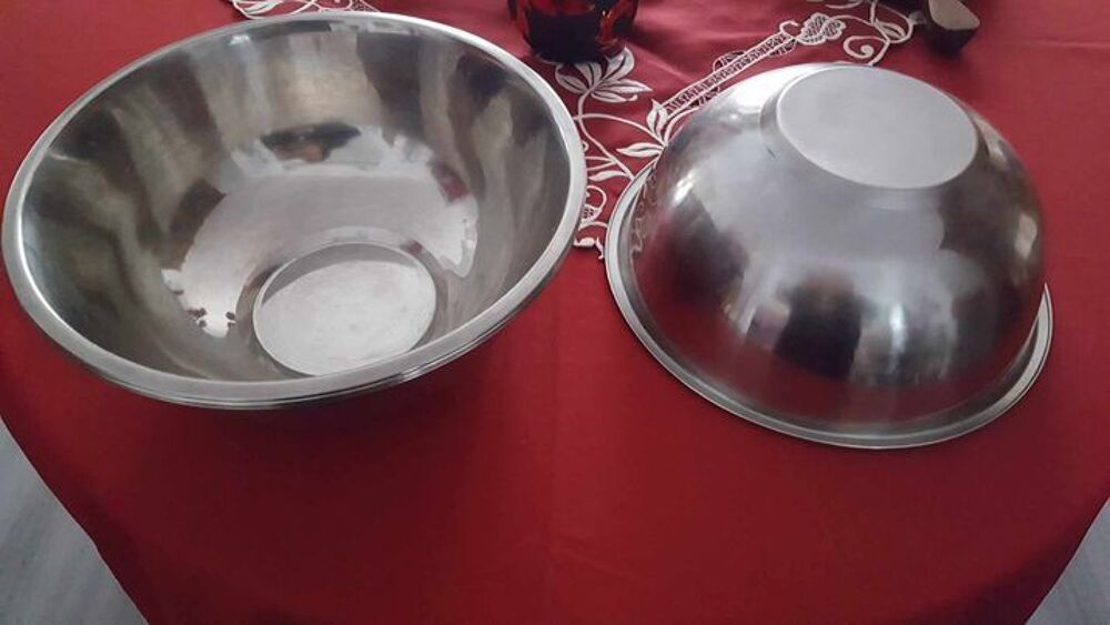  Cinq belles grandes coupes inox 4 l N&deg; 1260 Cuisine
