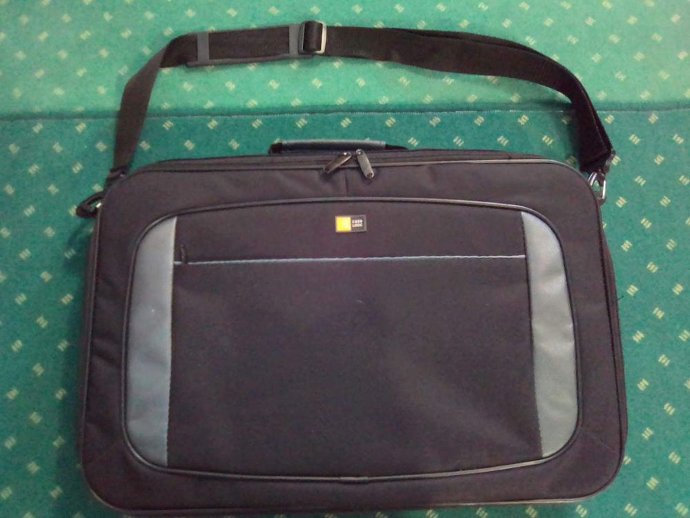 Sacoche Pour PC Portable 17" "Case Logic" Matériel informatique