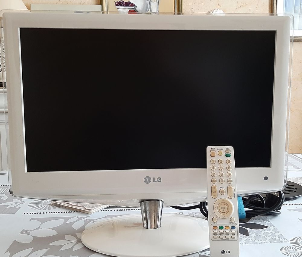 Petit t&eacute;l&eacute;viseur Photos/Video/TV