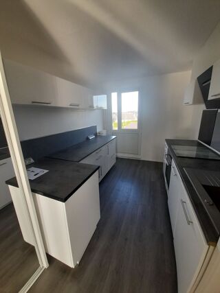  Appartement � louer 3 pi�ces 75 m�