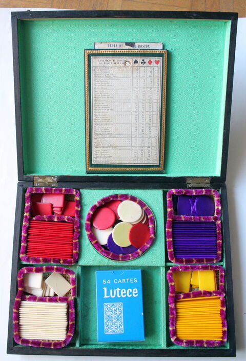 Ancien Coffret � jetons en os - XIX �me si�cle 200 Issy-les-Moulineaux (92)