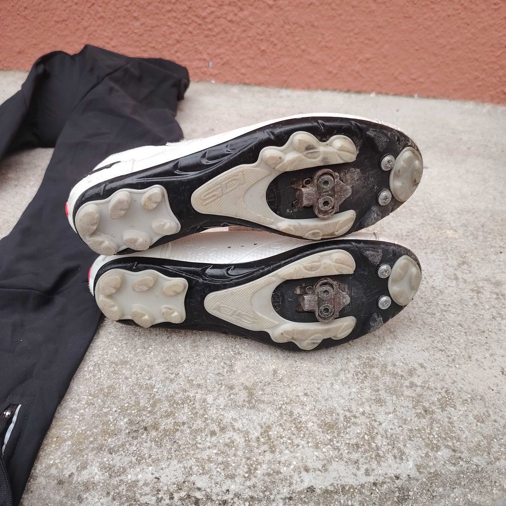 CHAUSSURES CYCLISTE MECANIQUE Sports