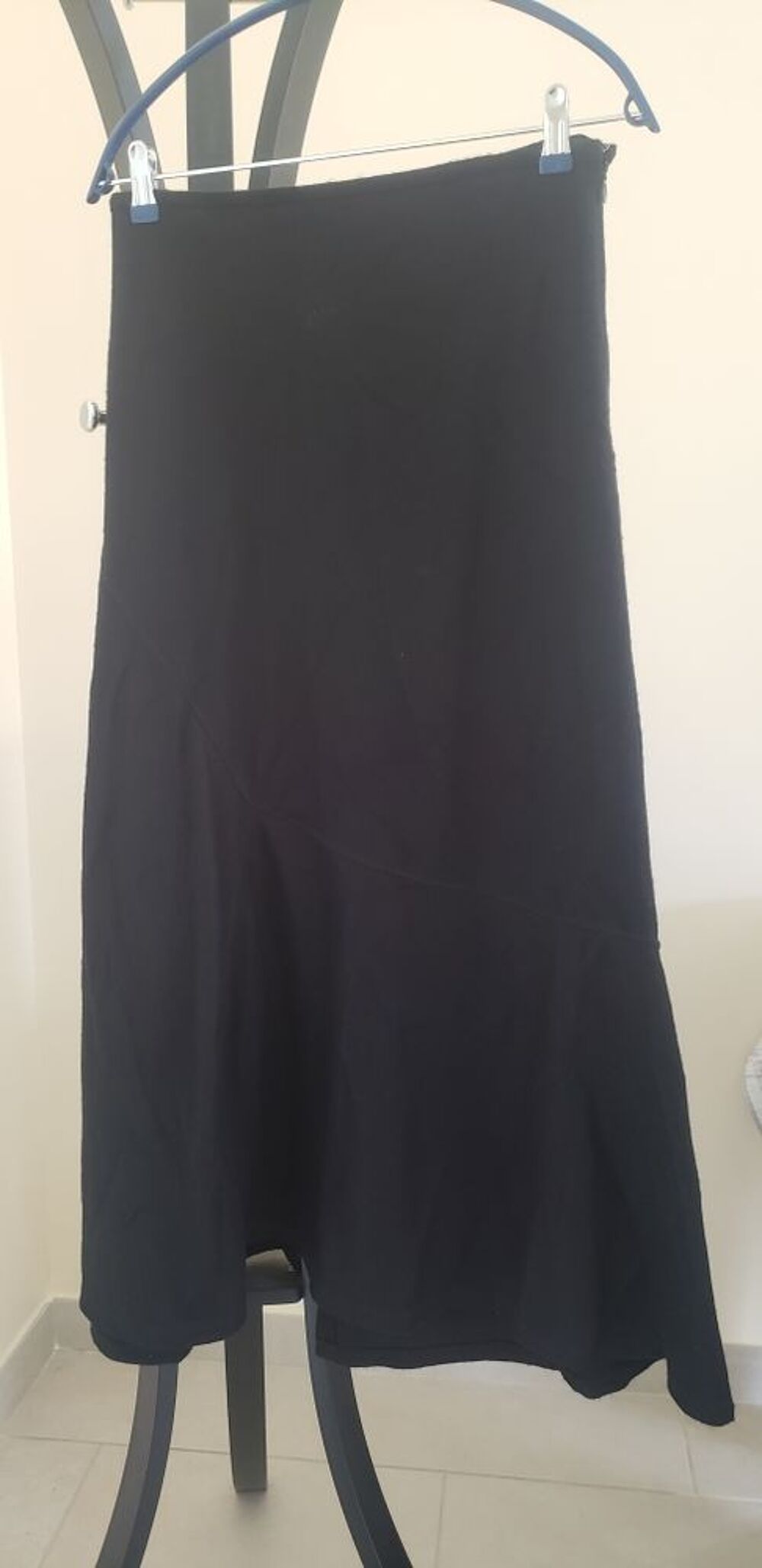 jupe longue Ren&eacute; Dhery en tr&egrave;s bon &eacute;tat Vêtements