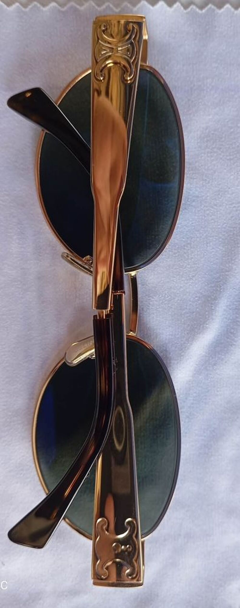 lunette C&eacute;line original cas&eacute;e neuf Bijoux et montres