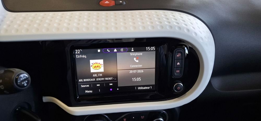 Twingo III E-Tech Equilibre 2023 occasion 33370 Tresses