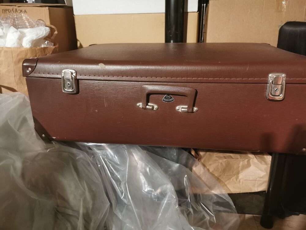Ancienne valise en carton. 1950 Meubles