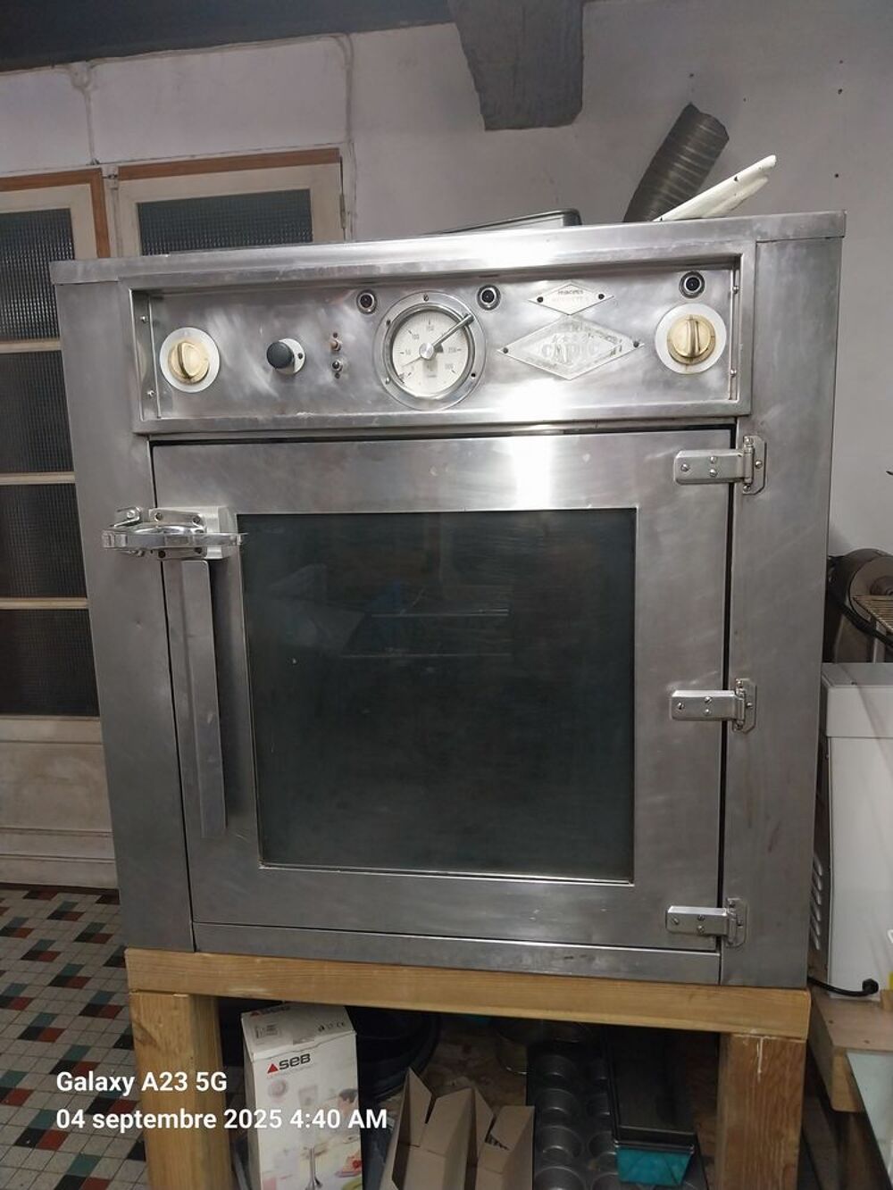 four professionnel Electroménager