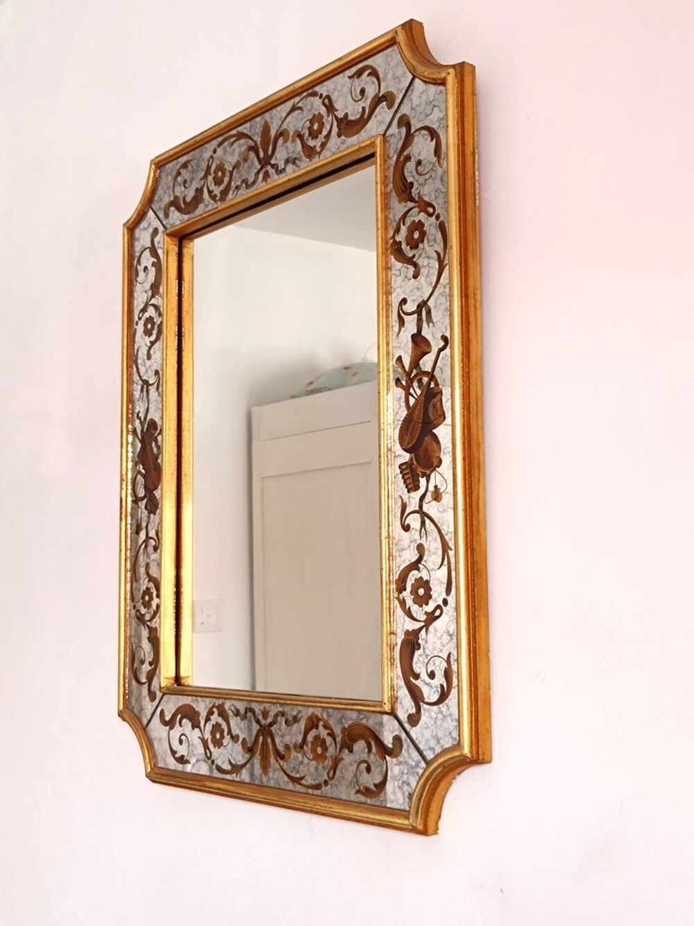 Miroir en verre &eacute;glomis&eacute; Décoration