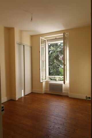  Appartement à louer 2 pièces 34 m²