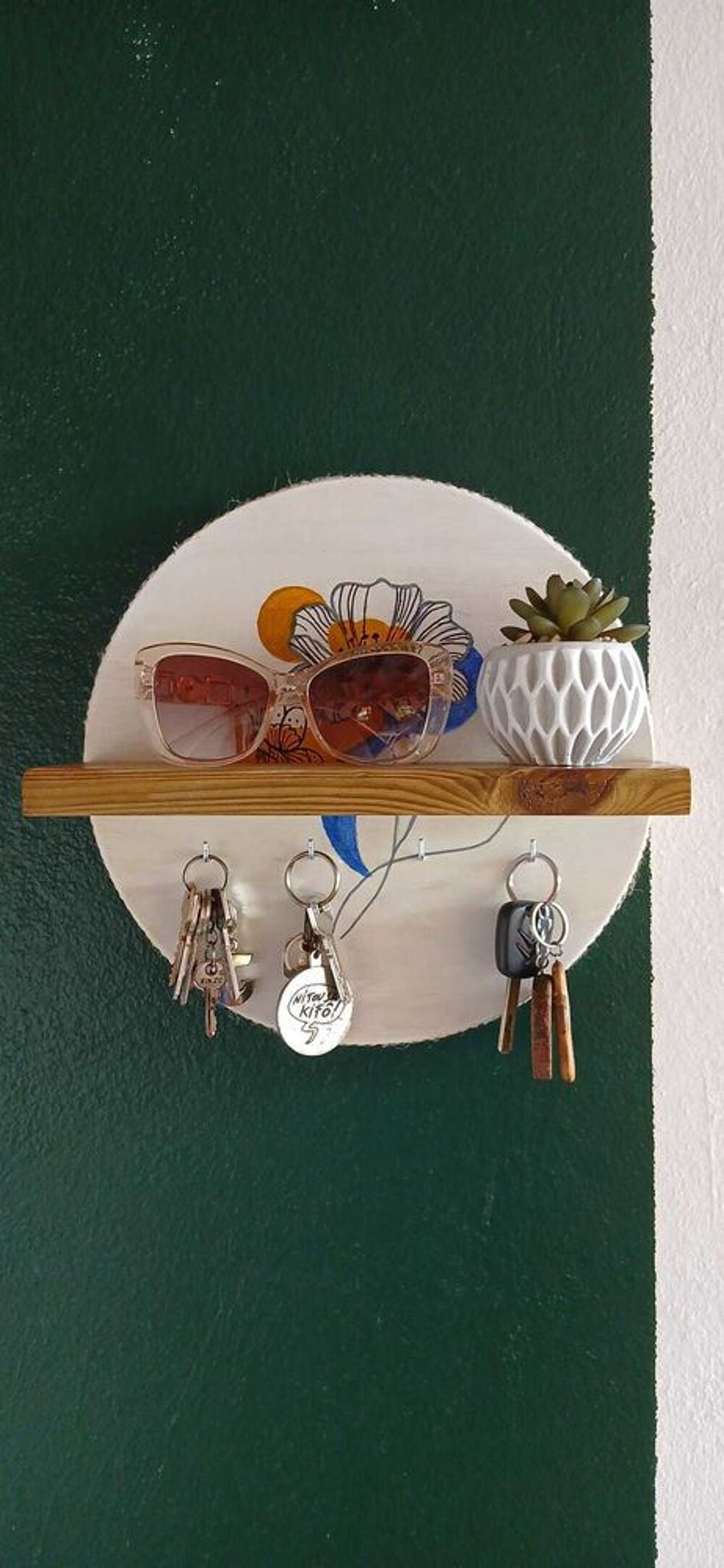 &eacute;tag&egrave;re porte cl&eacute; et plante Décoration