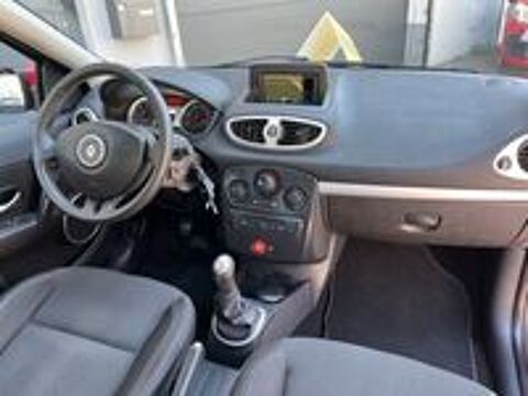 Clio III dCi 75 eco2 Dynamique TomTom Euro 5 2011 occasion 42700 Firminy