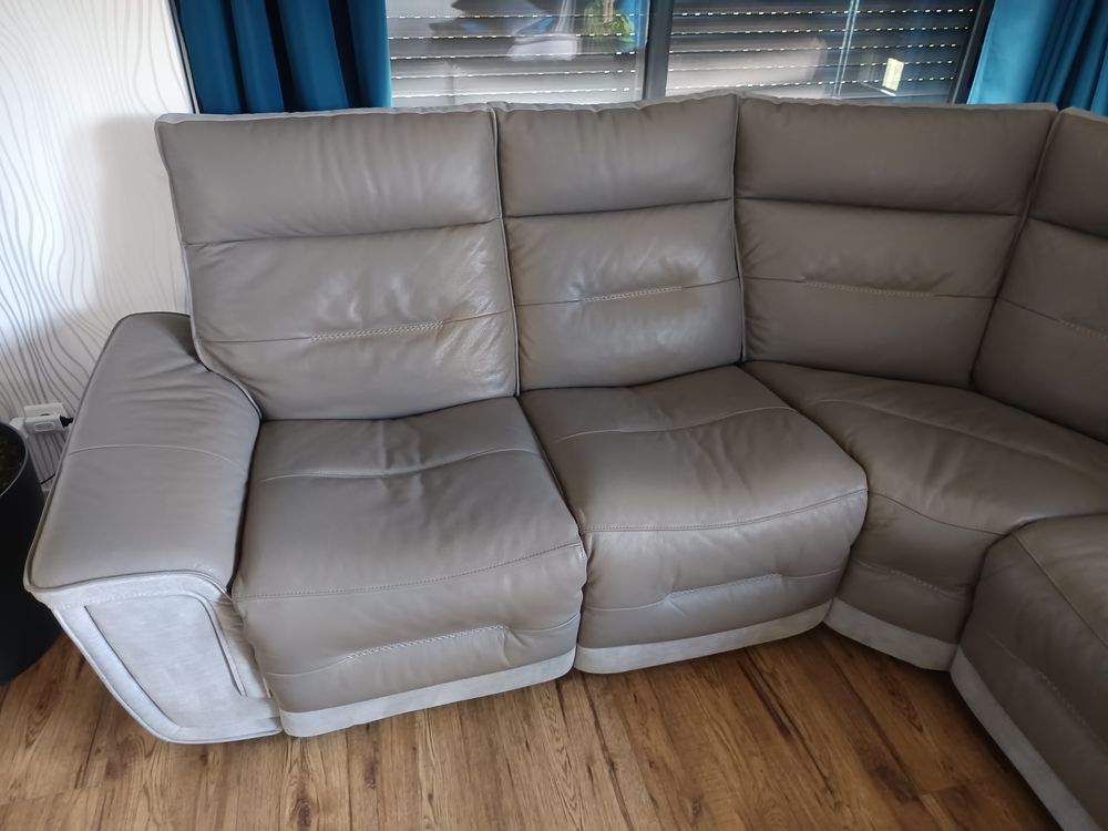 canap&eacute; d angle &eacute;lectrique en cuir couleur gris Meubles